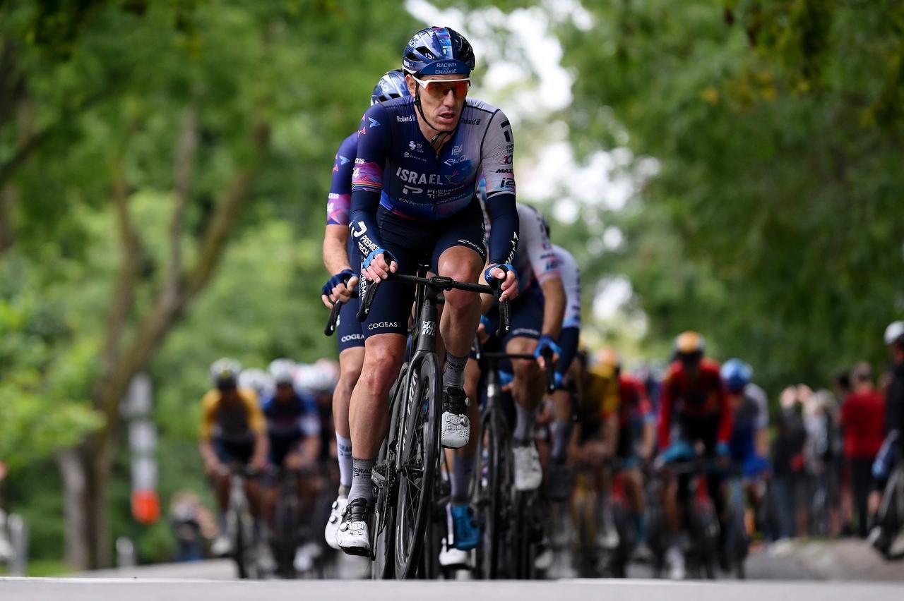 Daryl Impey gave one more big pull to help his team leader at the 2023 GP Montreal
