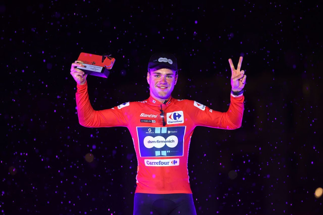 Lorenzo Milesi (dsm-firmenich) in the leader's jersey at the 2023 Vuelta a España