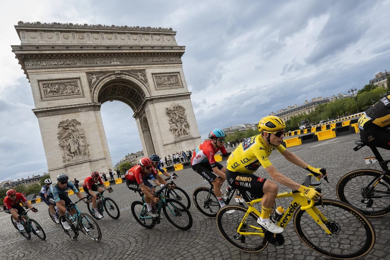 The UCI conducted 997 tests for hidden motors at the Tour de France.