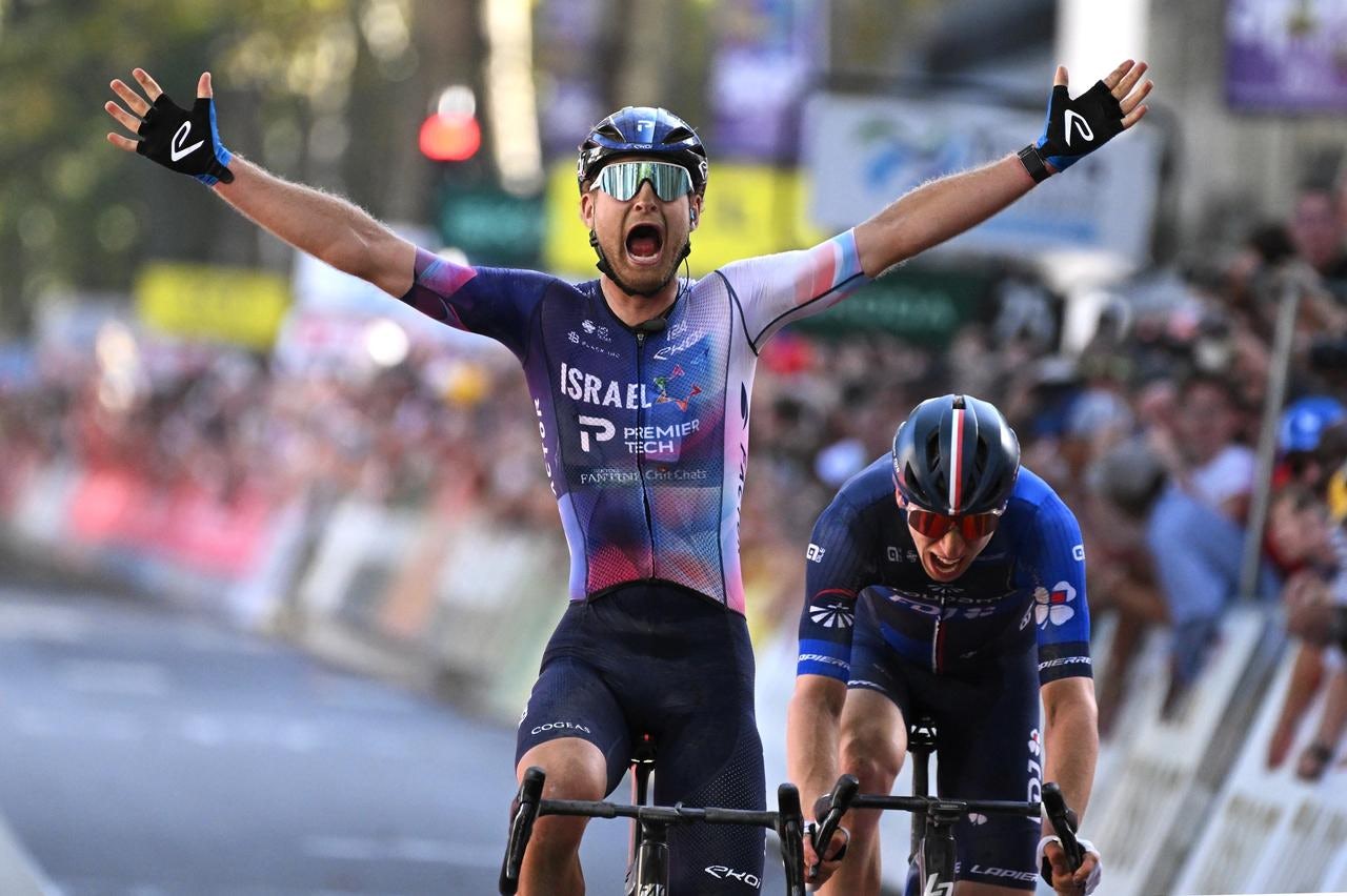 Riley Sheehan won Paris-Tours whilst riding as a stagiaire for Israel-Premier Tech