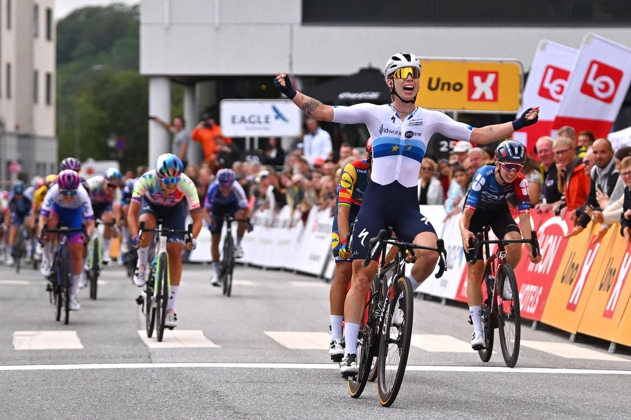 Lorena Wiebes (SD Worx) sprints to stage 1 win at the Tour of Scandinavia