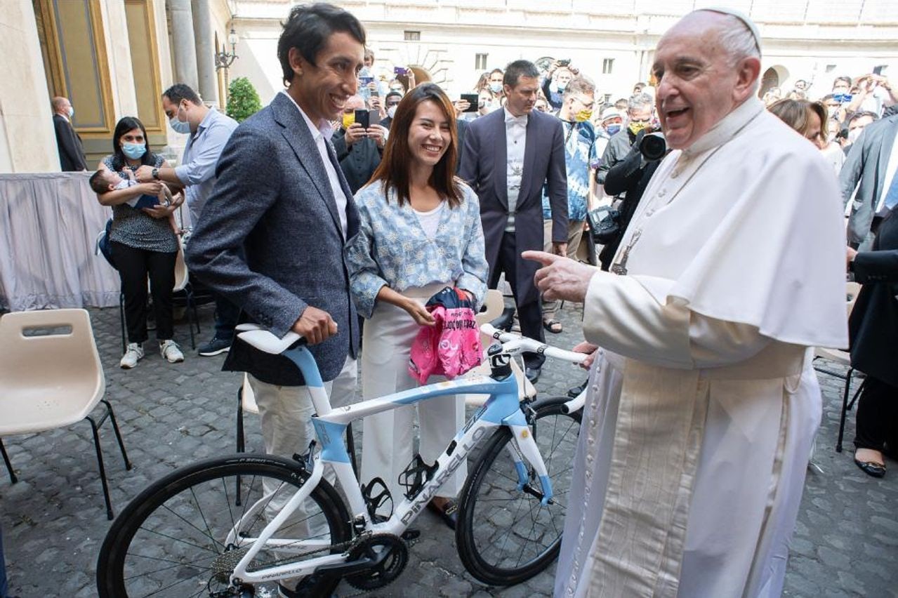 The Pinarello Dogma F12 was a gift to the Pope from Egan Bernal